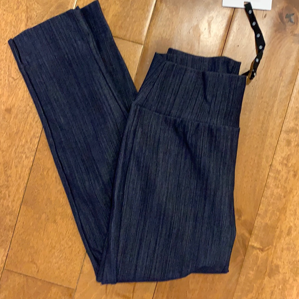 Pixie Crop Denim